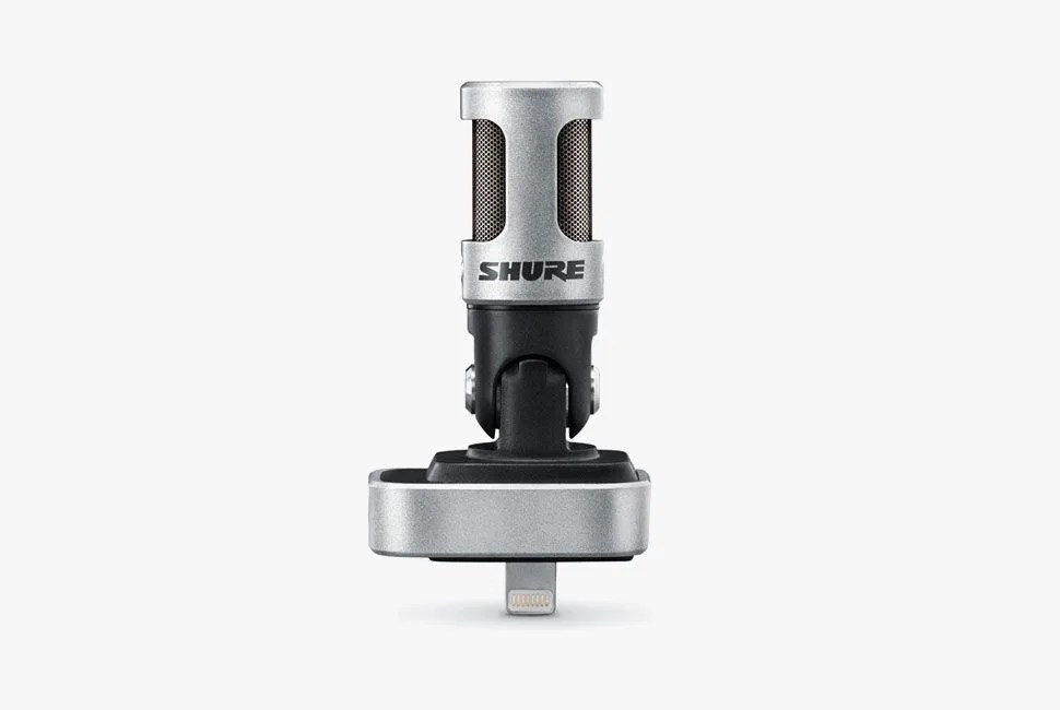 smartphone-film-crew-gear-patrol-shure-mic