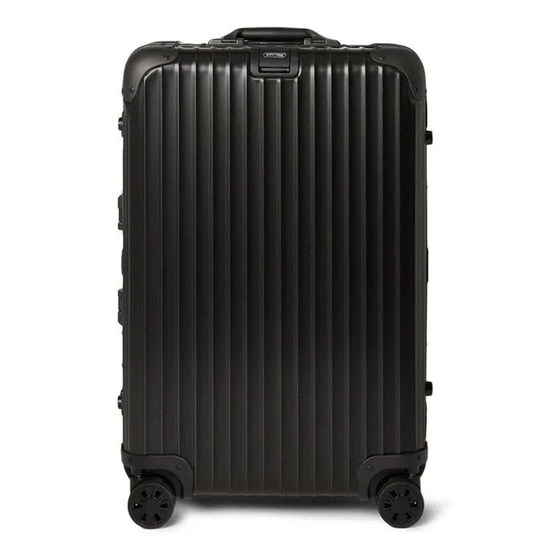 20-best-bags-gear-patrol-rimowa-2