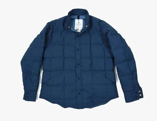 gp-store-outdoors-gear-patrol-coat