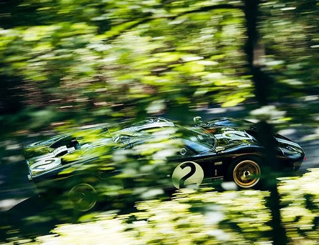 gt40-wallpaper-gear-patrol-feature