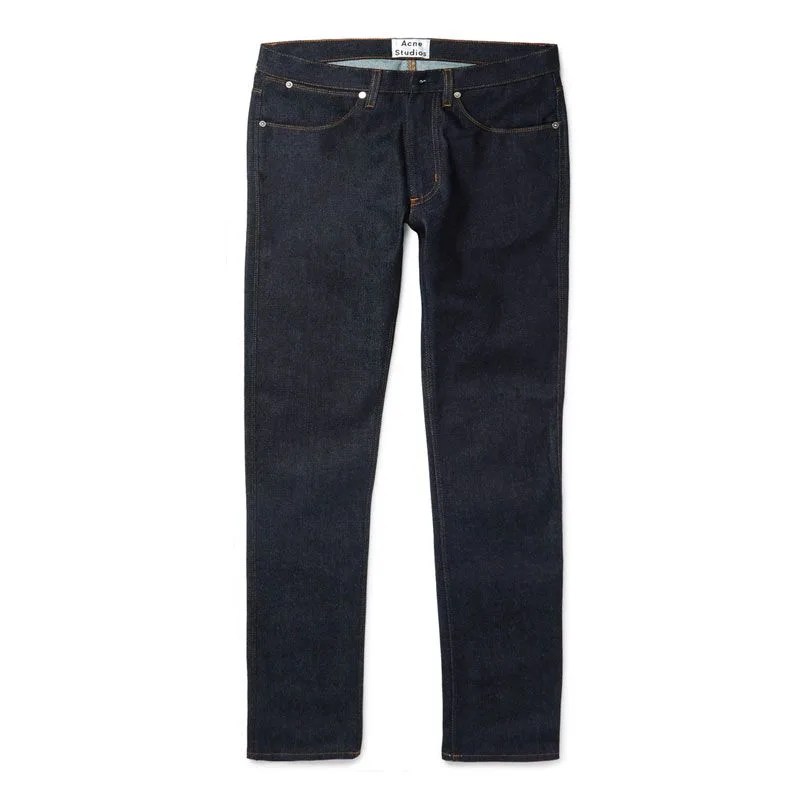 stretch-jeams-gear-patrol-acne
