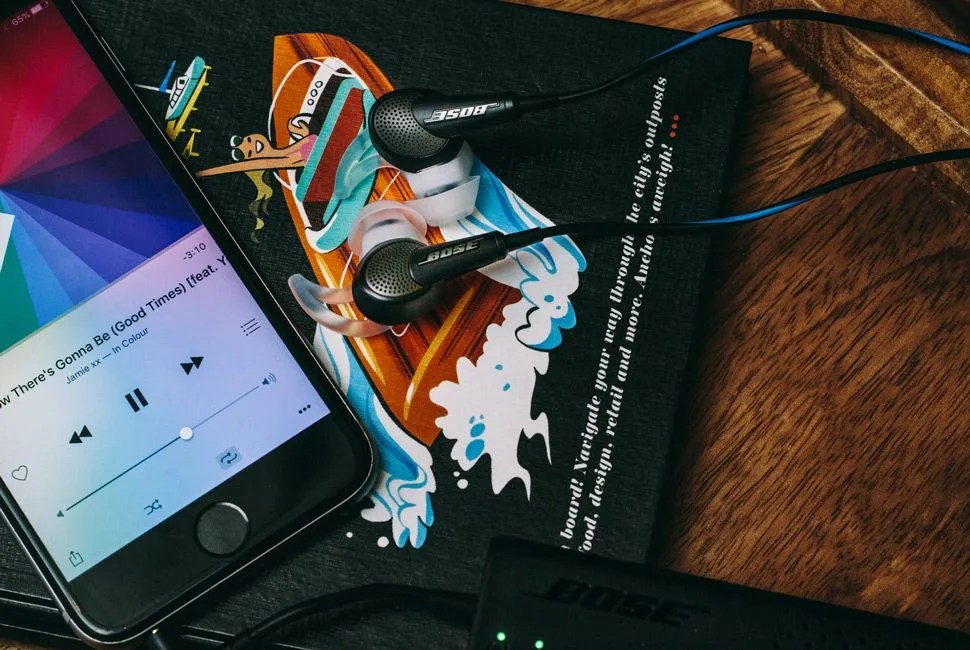 Best-Noise-Canceling-Earbuds-Gear-Patrol-Lead-Full