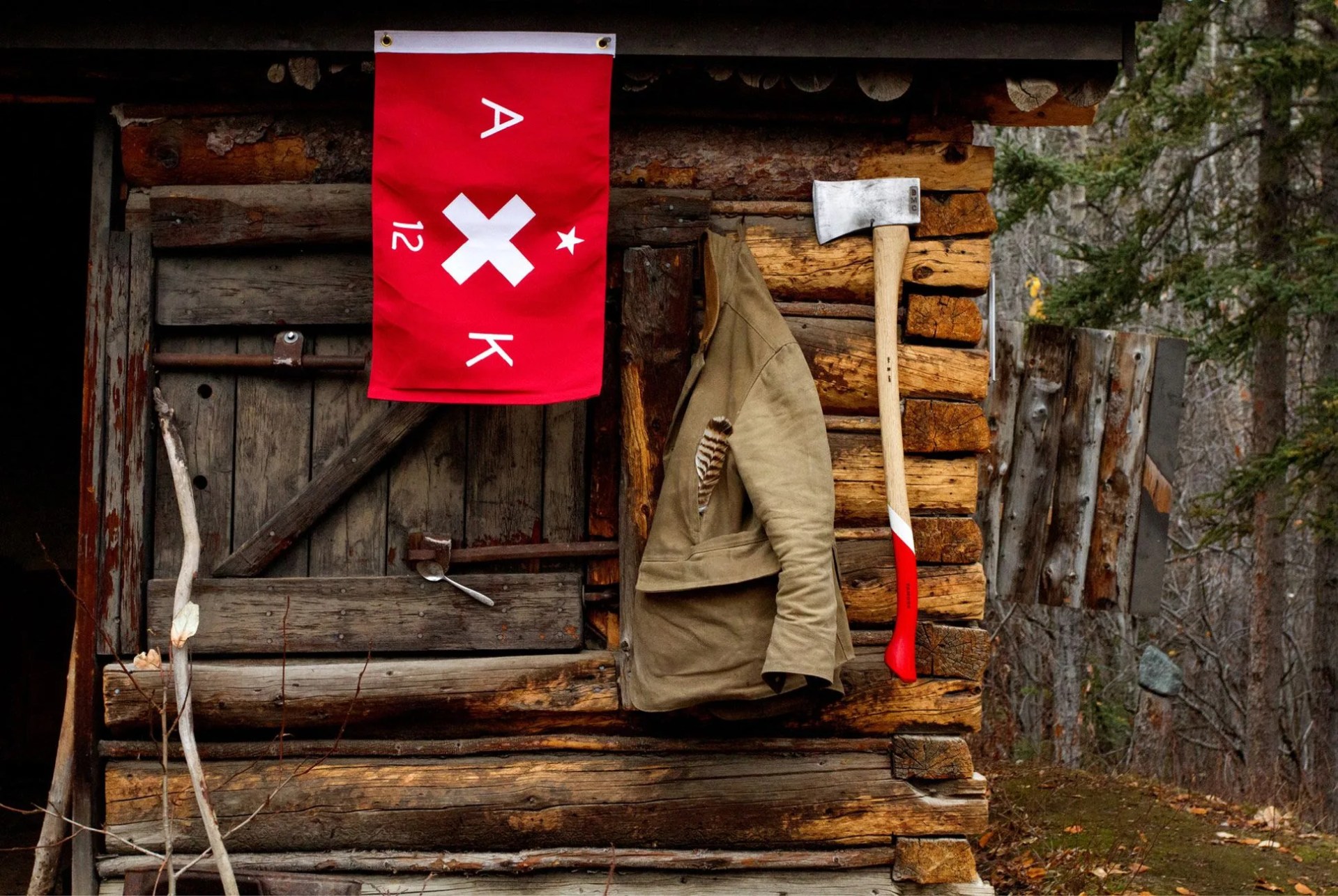 Vintige-Inspired-Camping-Gear-Patrol-Lead-Full
