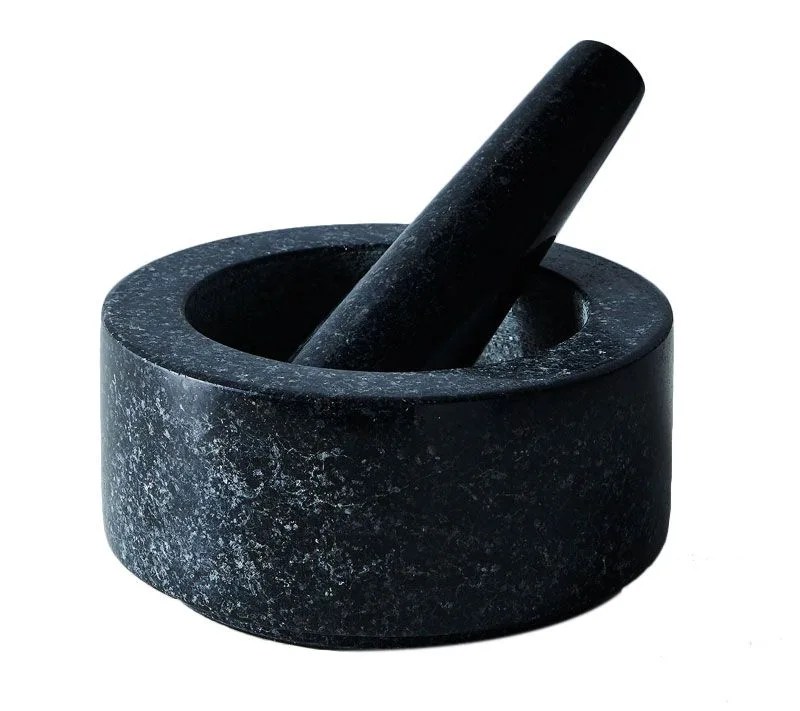 all-black-kitchen-gear-patrol-mortar