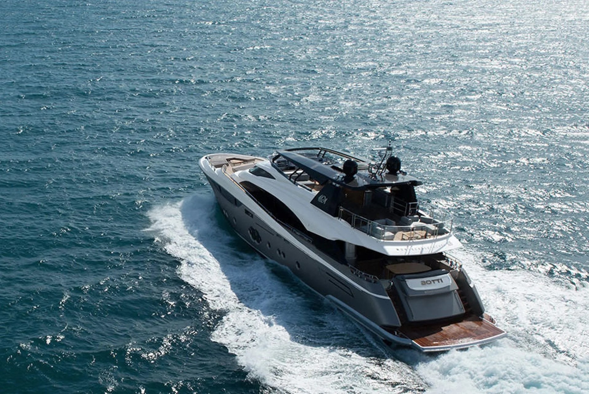 18-Winners-Yacht-2017-Gear-Patrol-8