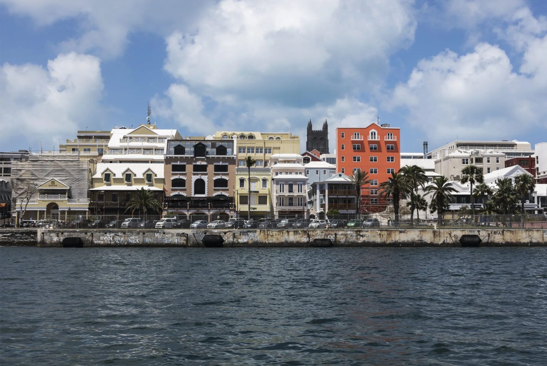 Bermuda-Food-and-Drink-Gear-Patrol-Full-Lead