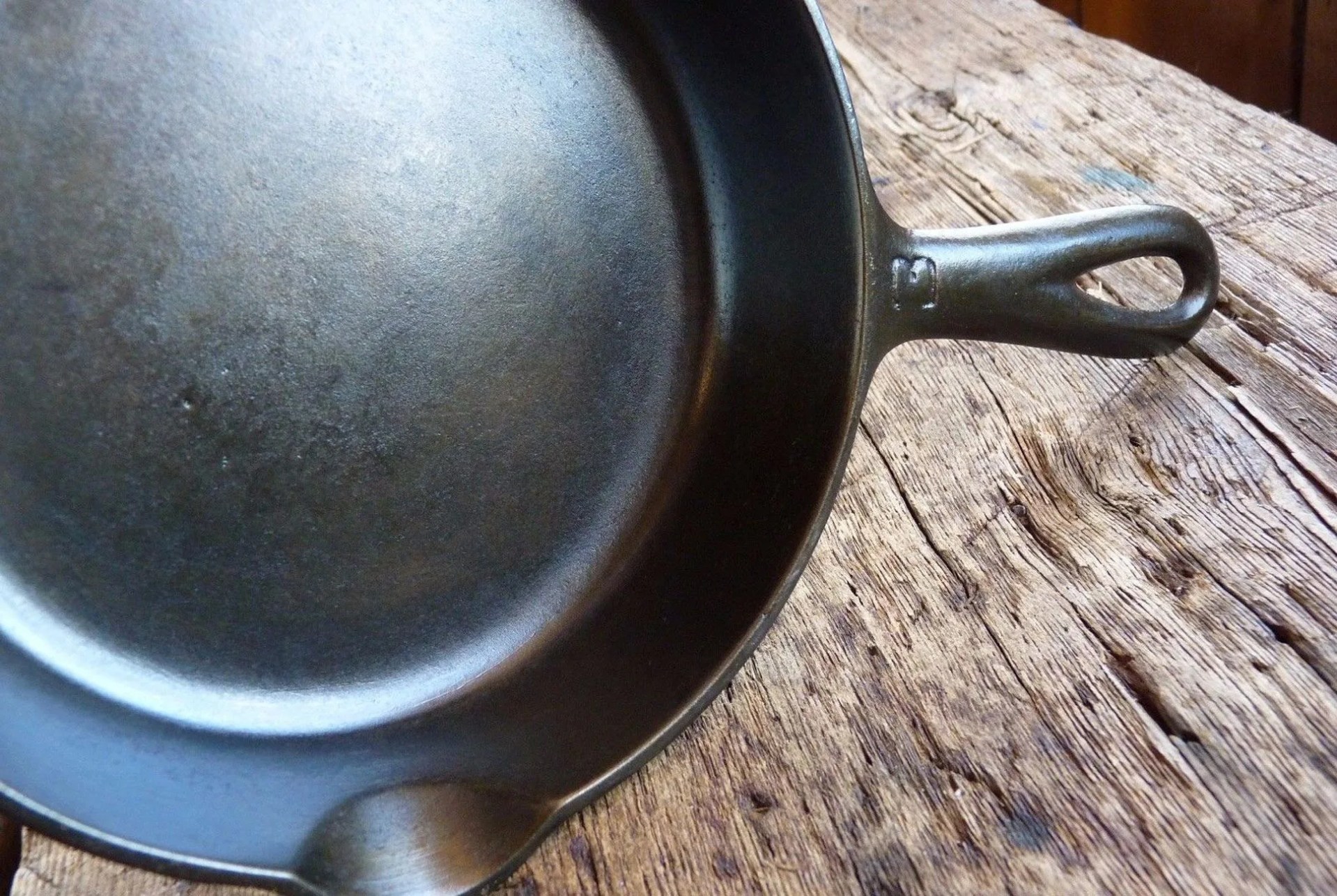 best made skillet gear patrol lead full