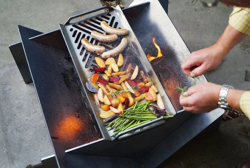 Stahl-Grill-Plate-Gear-Patrol