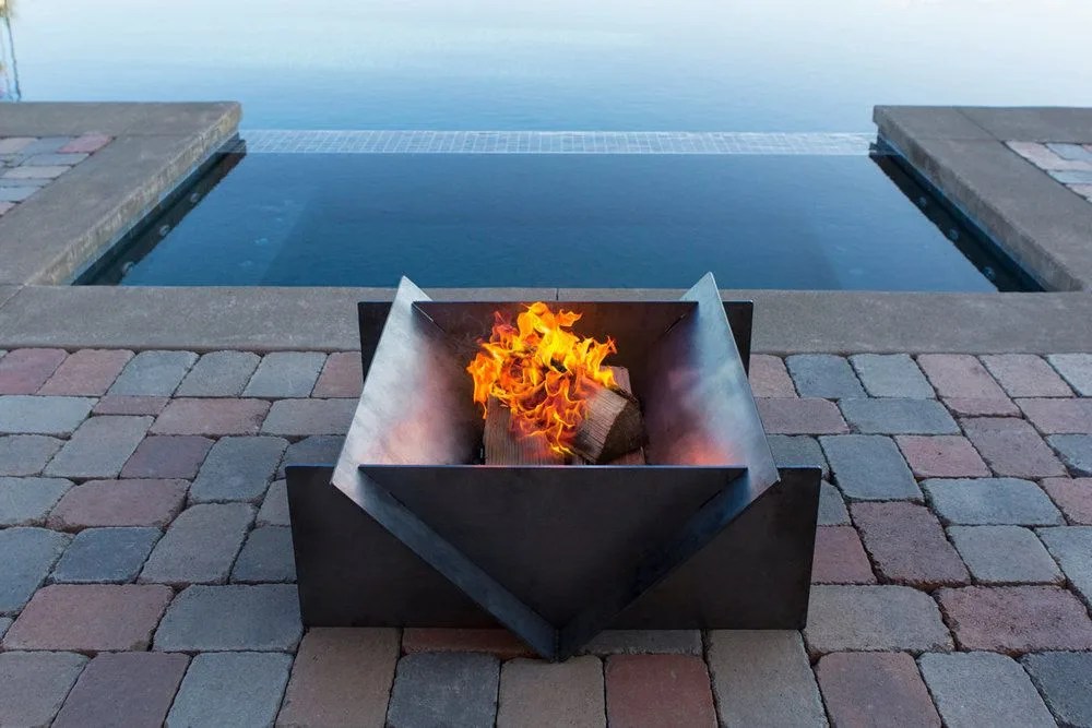 Stahl-Wood-Firepit