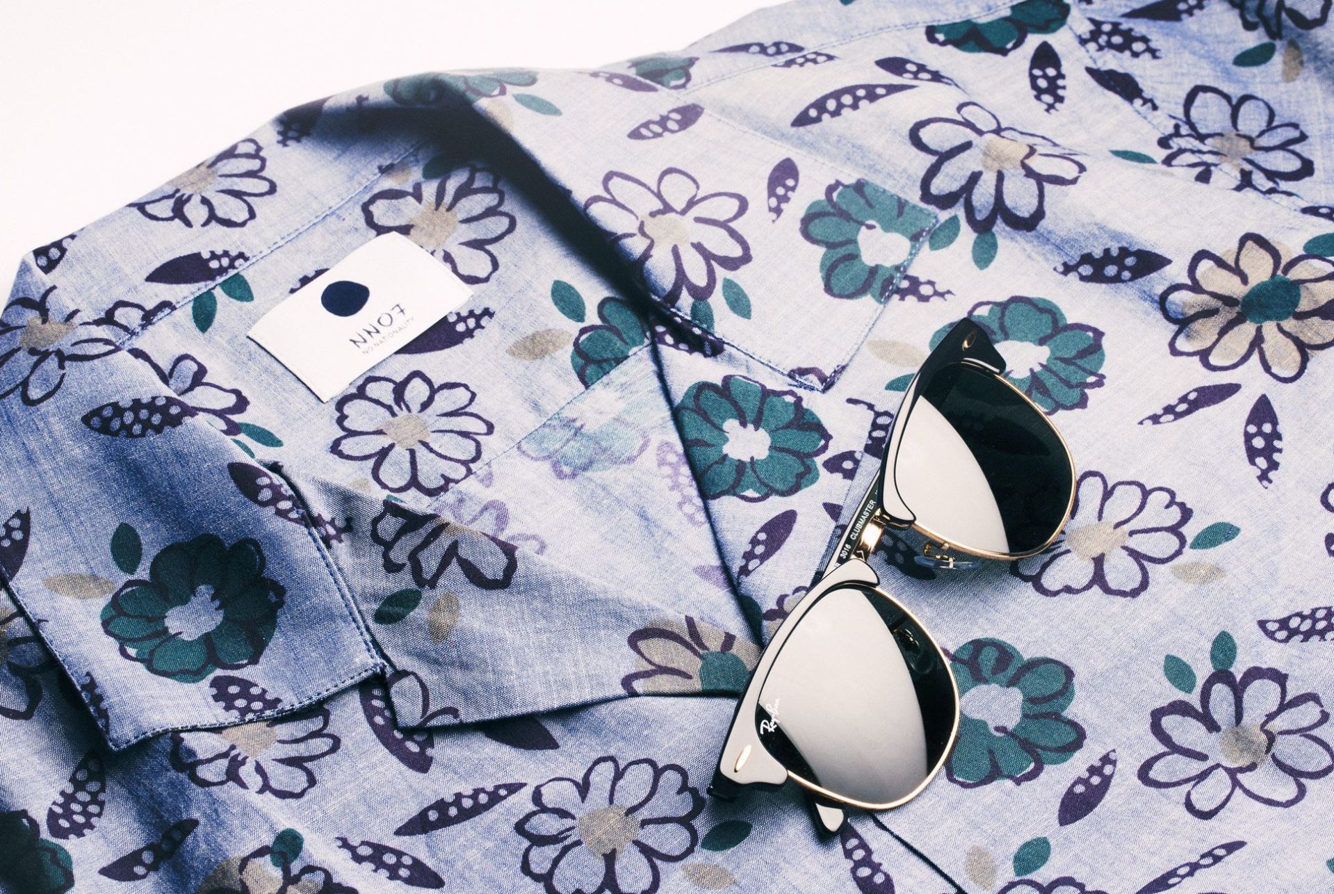 Sunglasses-and-Shirts-Gear-Patrol-NN07-Ray-Ban
