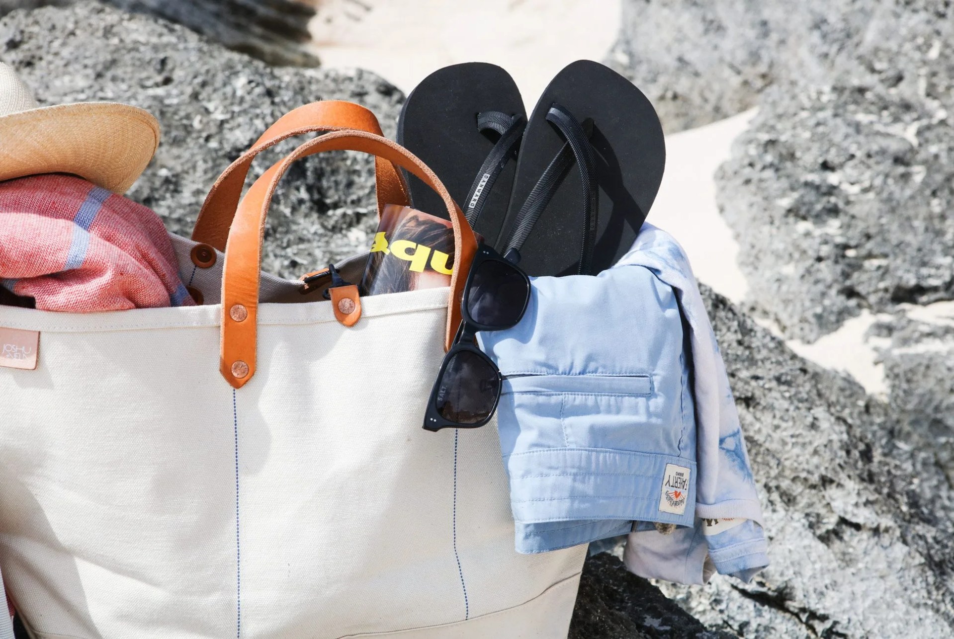 Ultimate-Beach-Tote-Gear-Patrol-Bag