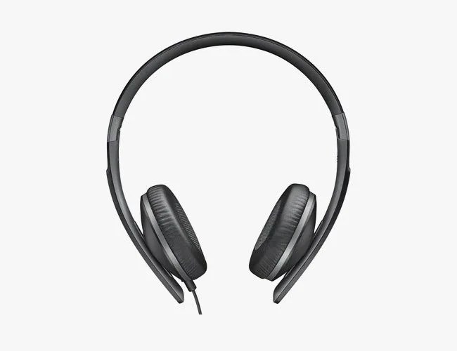 all-black-headphones-gear-patrol-2-senheiser