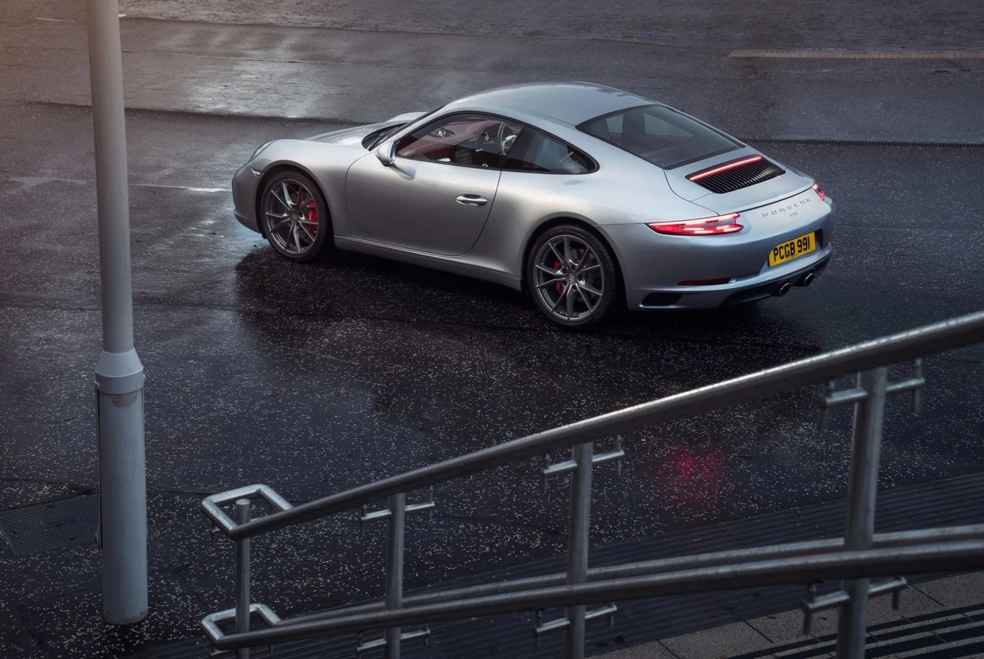 Base-Model-Cars-Gear-Patrol-911