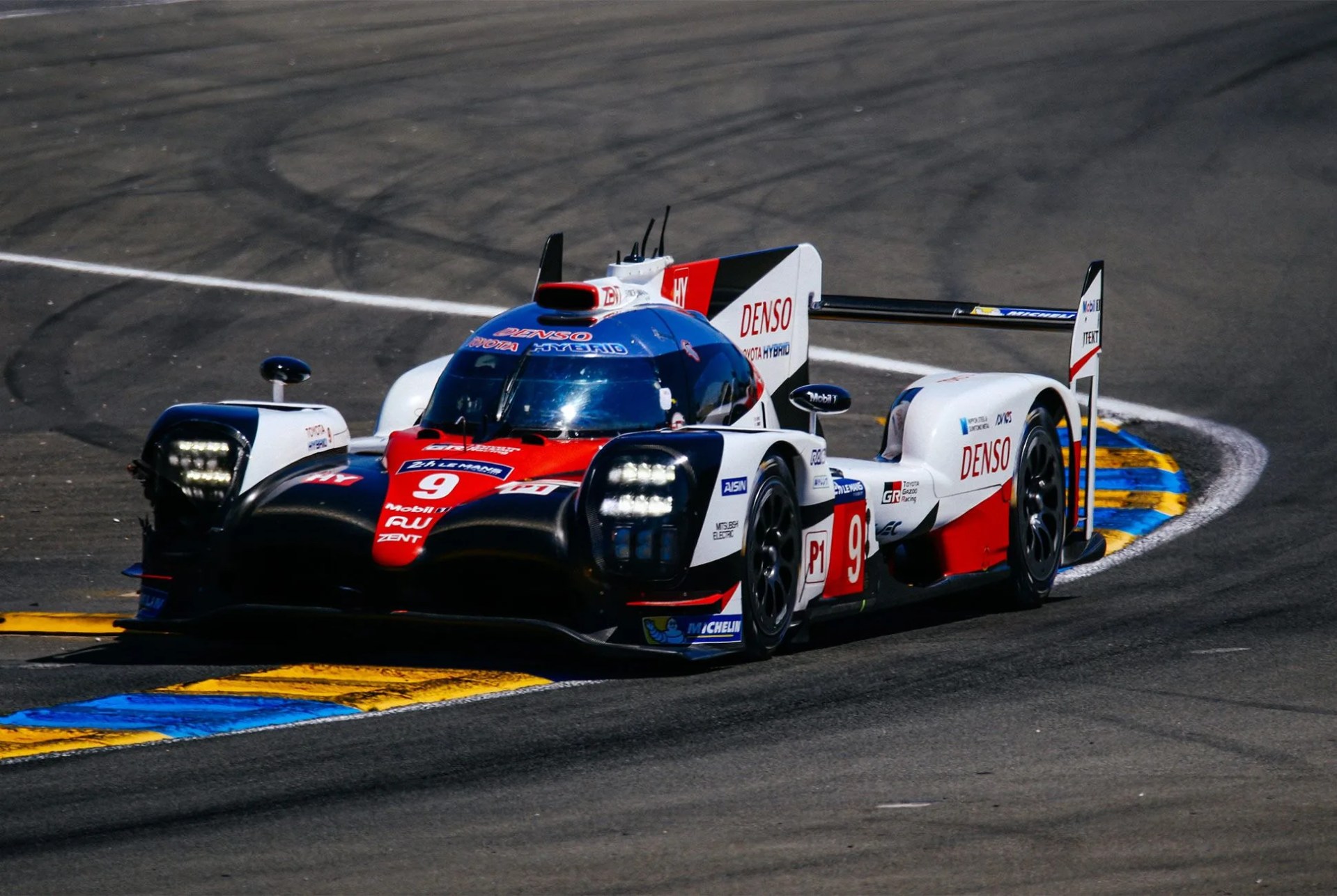 Le-Mans-Gear-Patrol-04