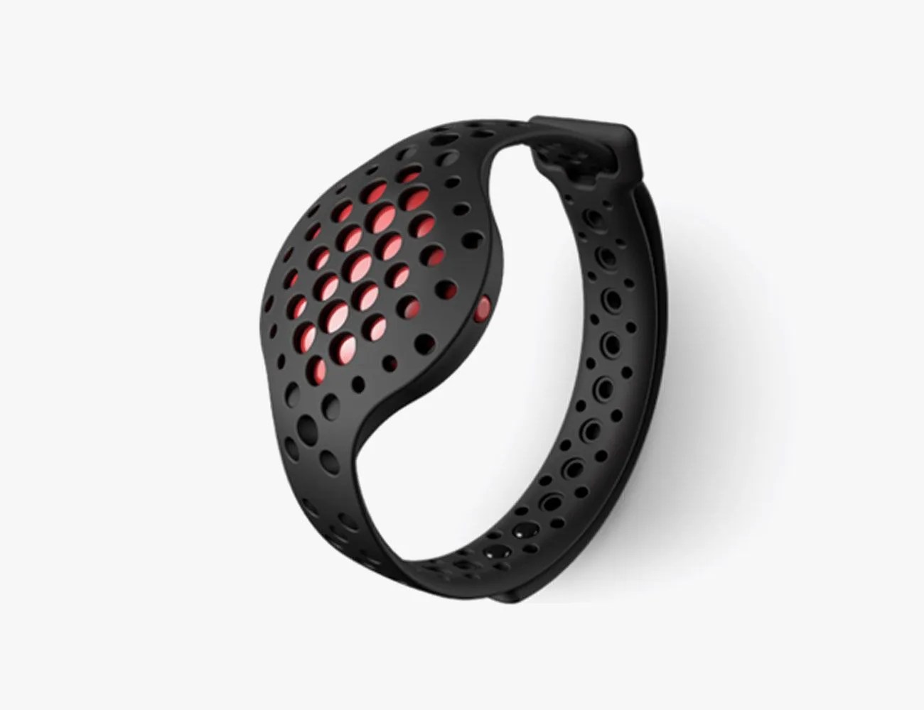 THE-BEST-FITNESS-WEARABLE-FOR-SUMMER-Gear-Patrol-4