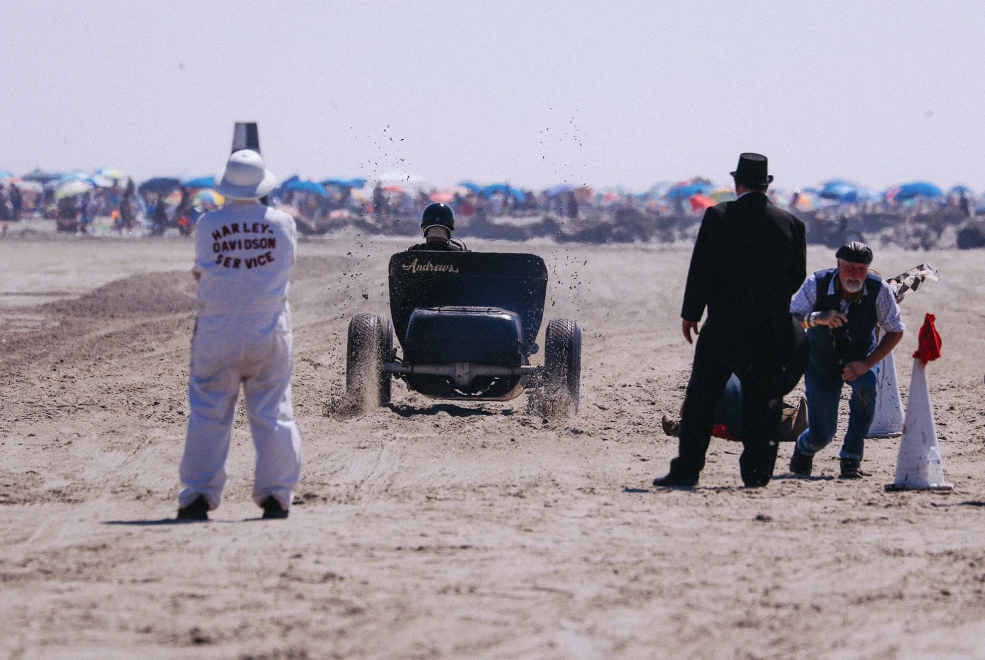 TROG-Gear-Patrol-Slide-01_17
