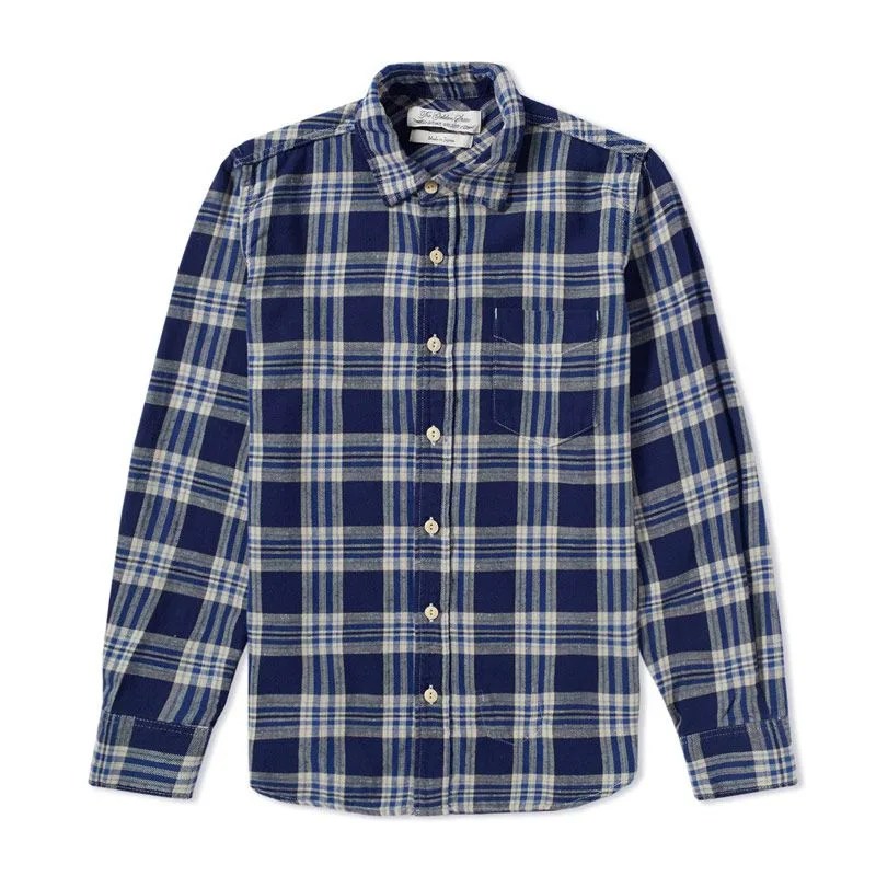What-to-Pack-on-Your-Next-Summer-Trip-gear-patrol-remi-relief