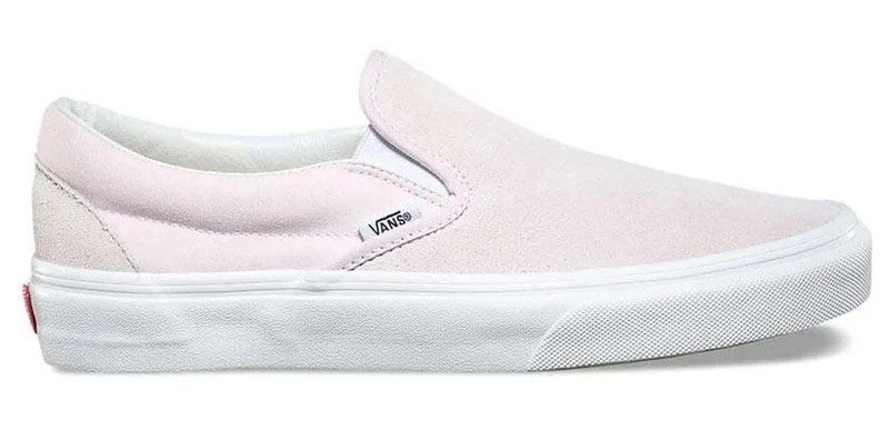 What-to-Pack-on-Your-Next-Summer-Trip-gear-patrol-vans