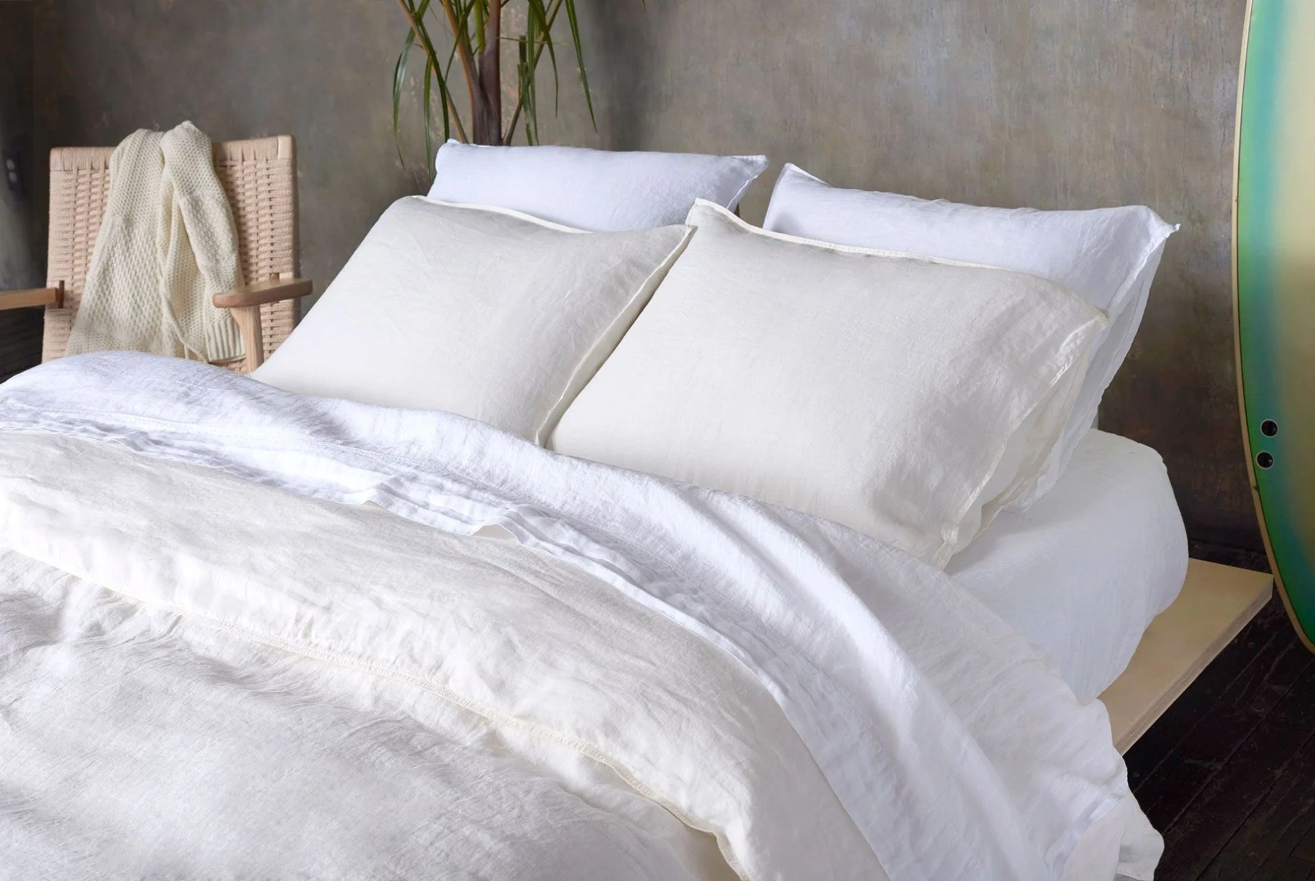 brooklinen-linen-sheets-gear-patrol-full-lead