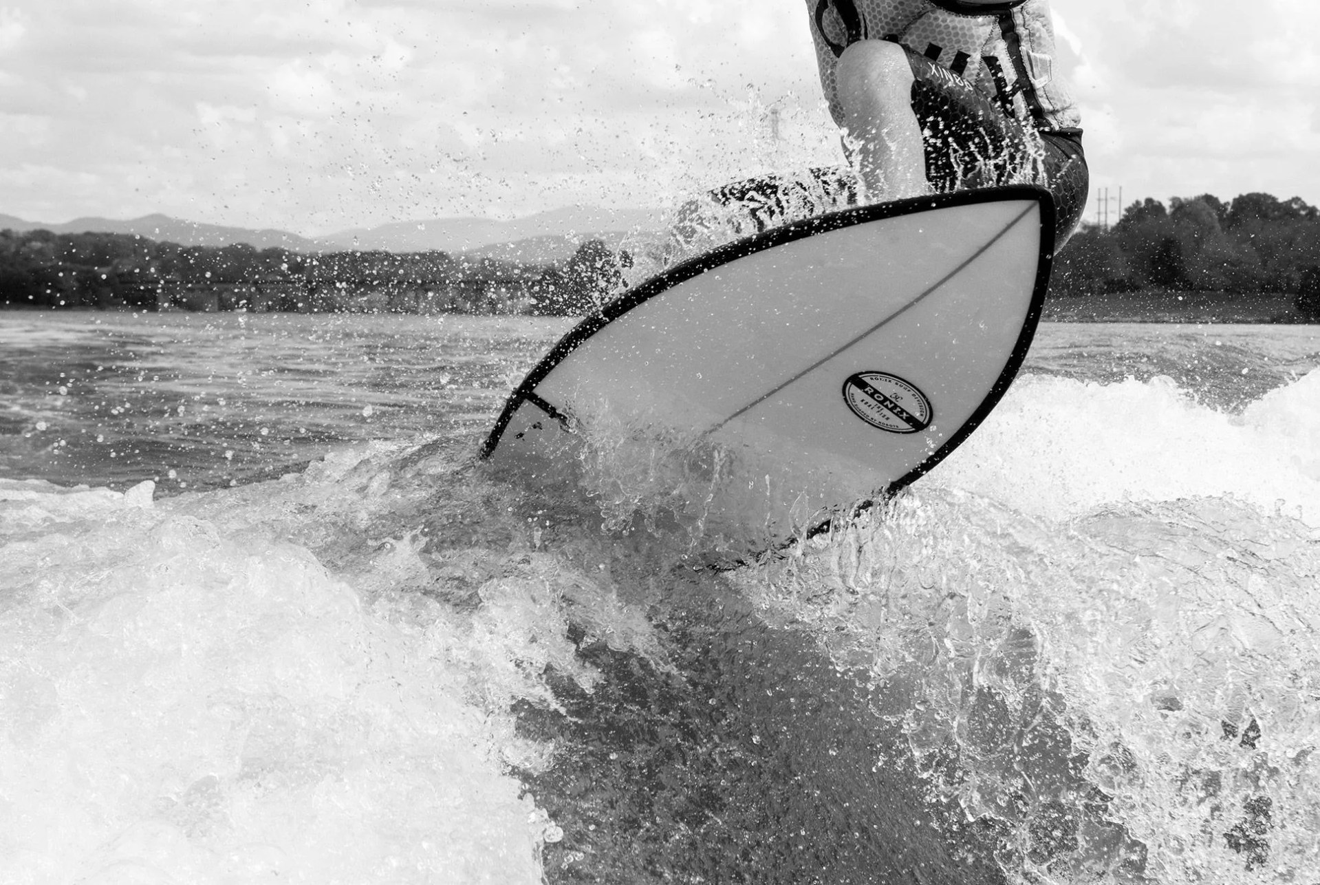 mastercraft-factory-tour-gear-patrol-slide-17