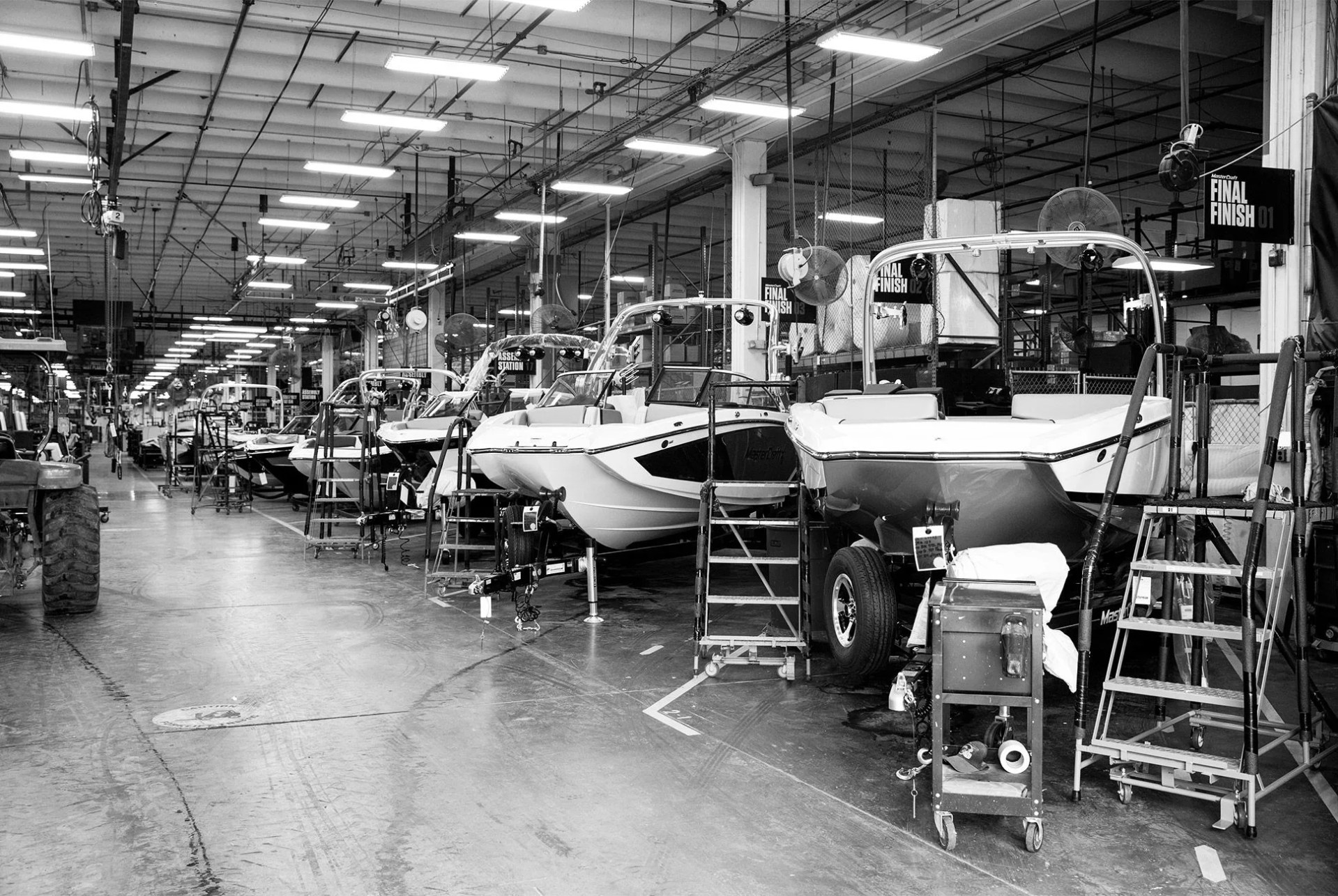 mastercraft-factory-tour-gear-patrol-slide-26