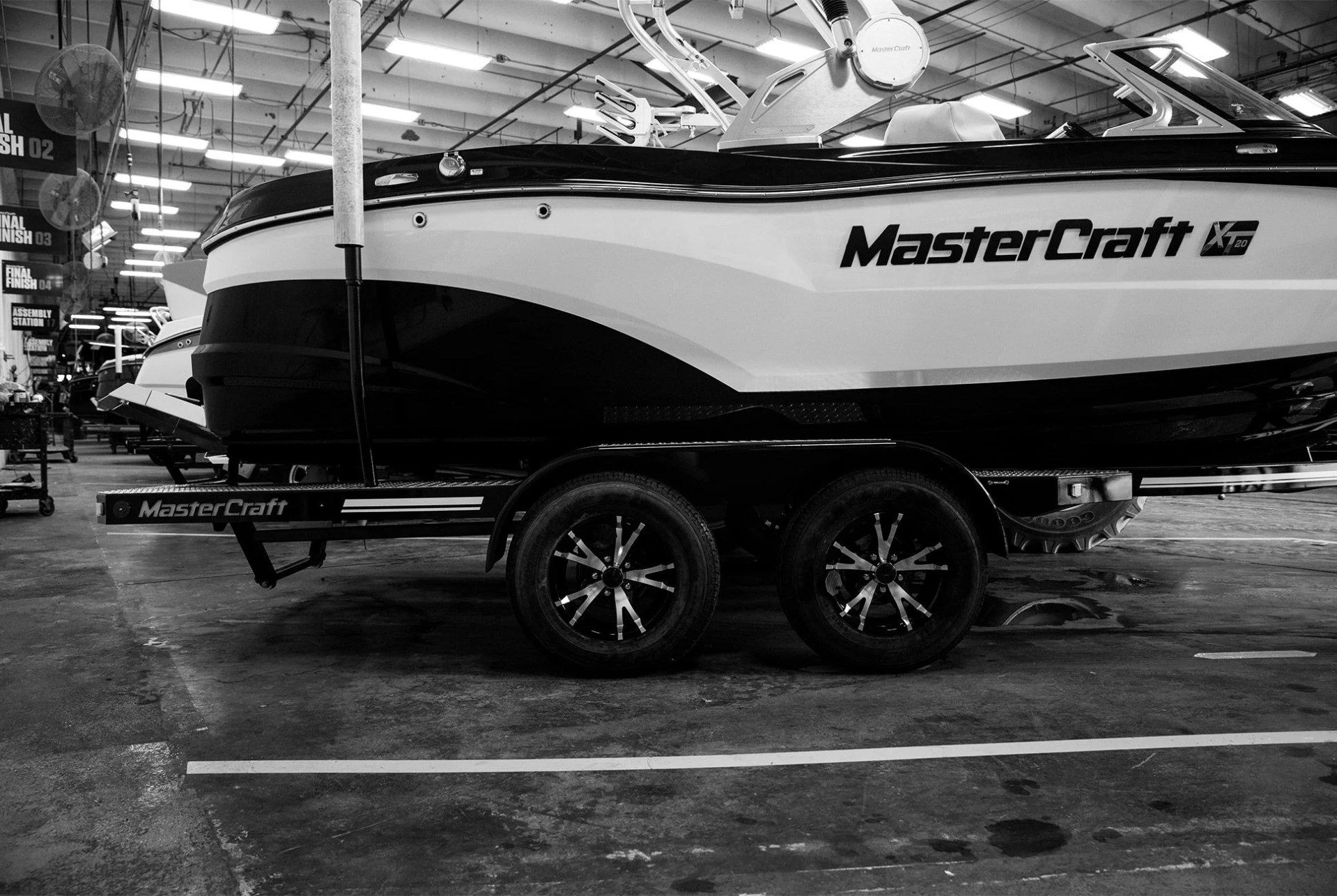 mastercraft-factory-tour-gear-patrol-slide-30