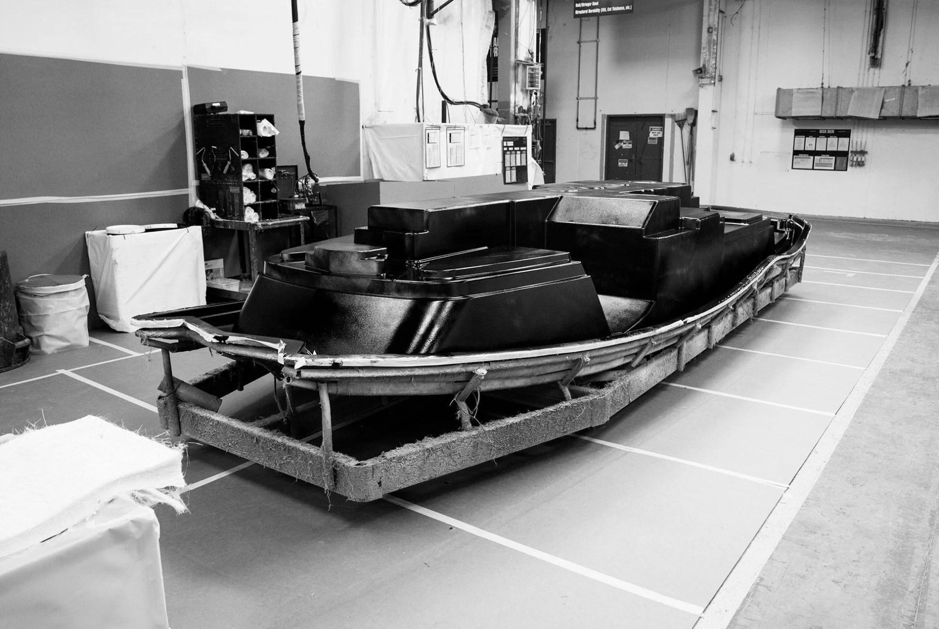 mastercraft-factory-tour-gear-patrol-slide-4
