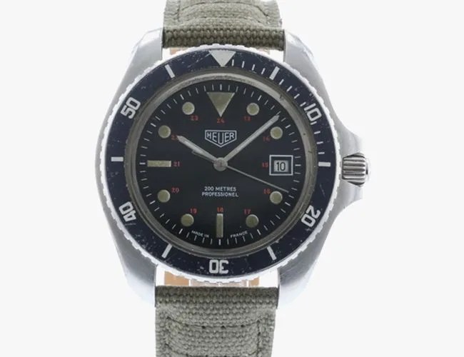 vintage-submarine-watches-gear-patrol-heuer