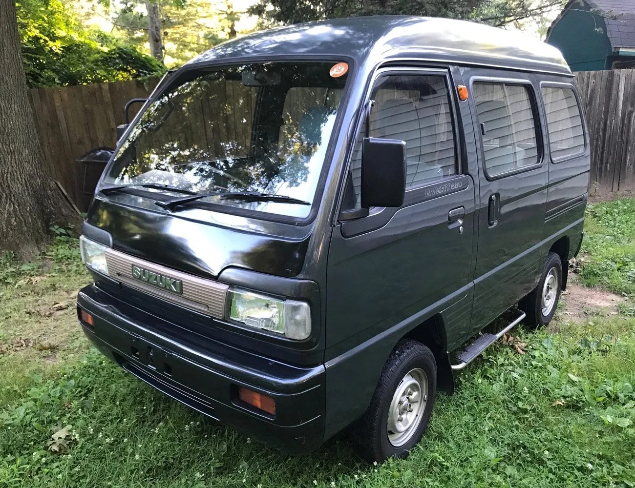 5-Very-Different-Manual-Transmission-Cars-Made-for-Summer-Shifting-gear-patrol-suzuki