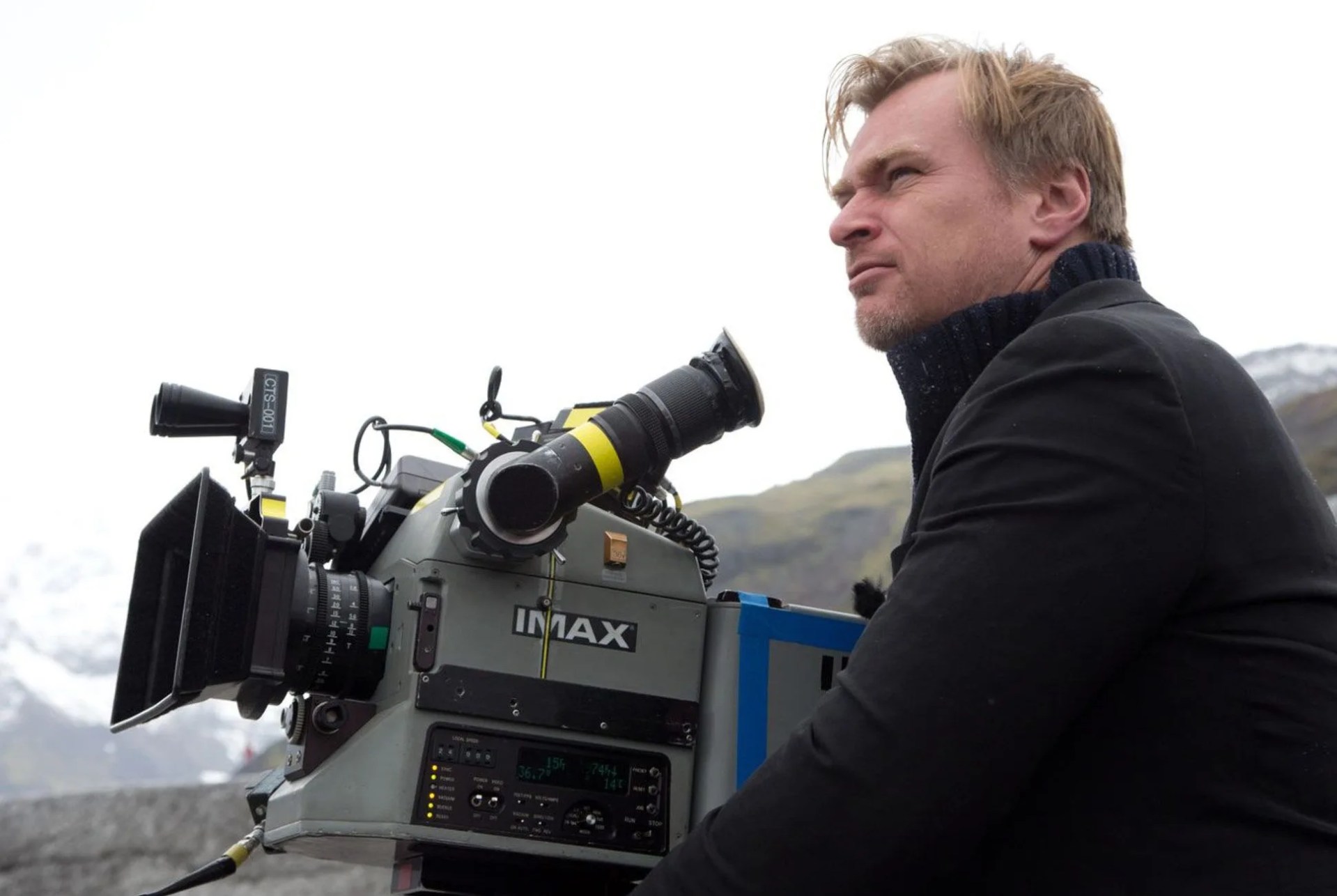 Dunkirk-Film-Gear-Patrol-Lead-Full