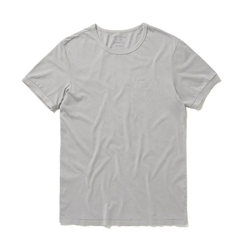 The-20-Best-Style-Basics-for-Men-gear-patrol-Sojourn