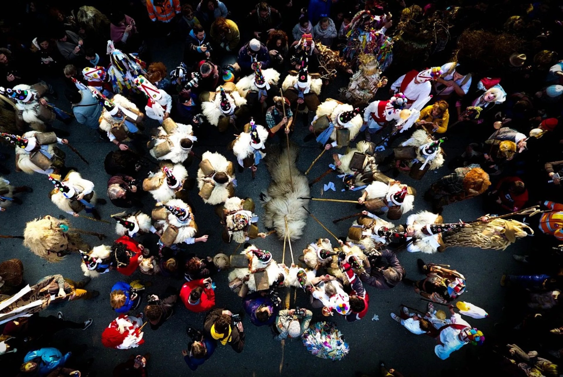 The-Best-Drone-Photos-of-2017-gear-patrol-people-3