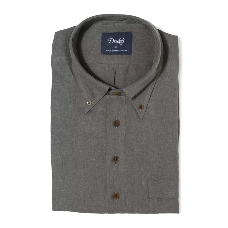 Your-New-Summer-Shirt–The-Popover-gear-patrol-Short-Sleeve-Knit-Popover-drakes