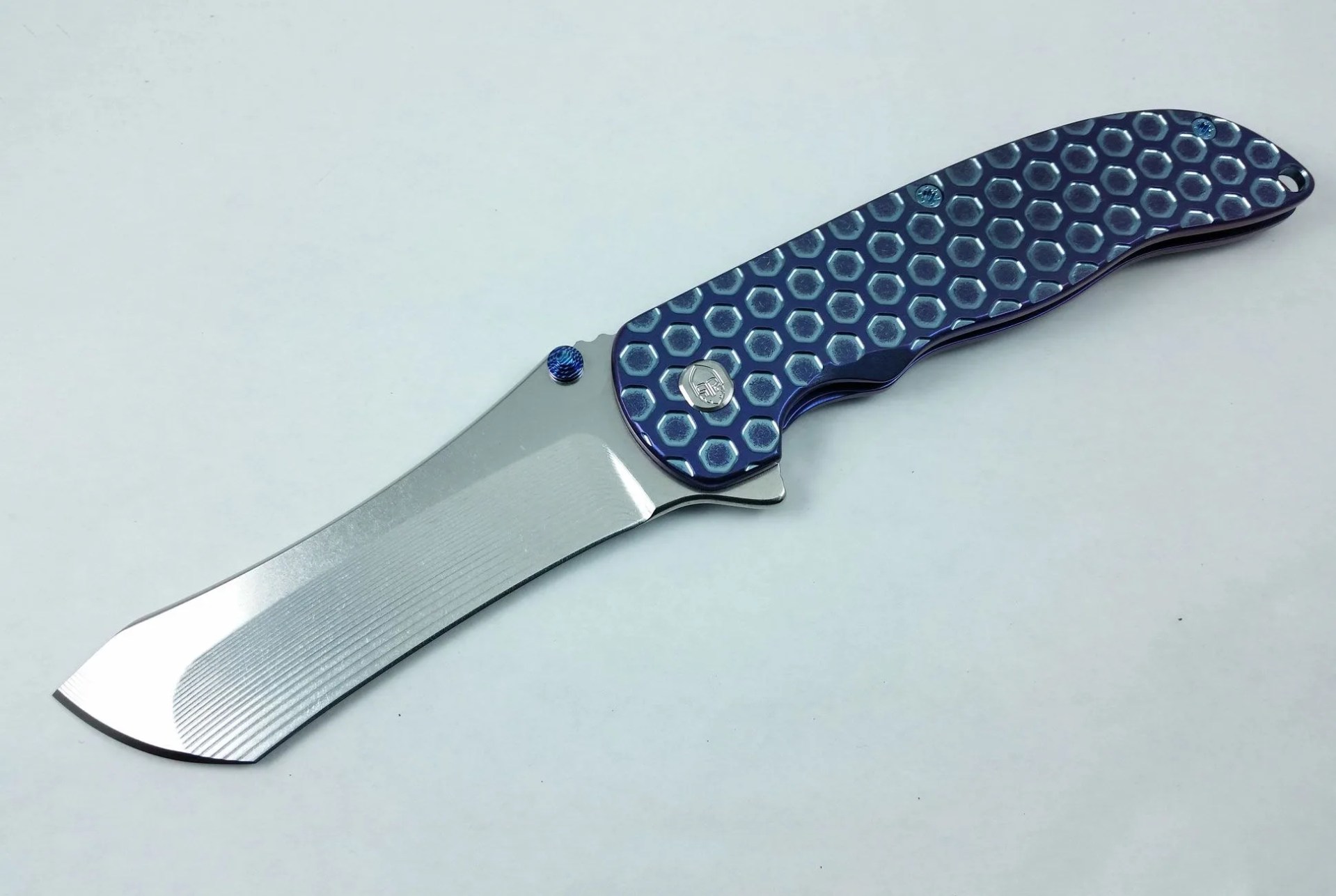 reader-grails-gear-patrol-grimsmo