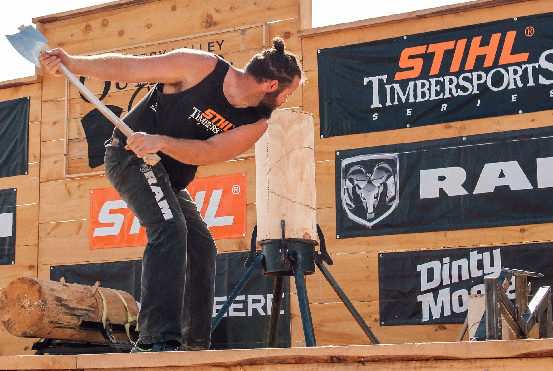 stihl-timbersports-gear-patrol-slide-10