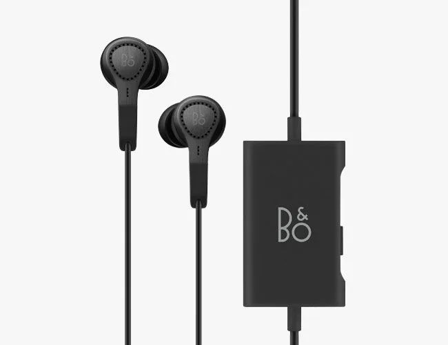 tech-test-gear-patrol-beoplay-h4