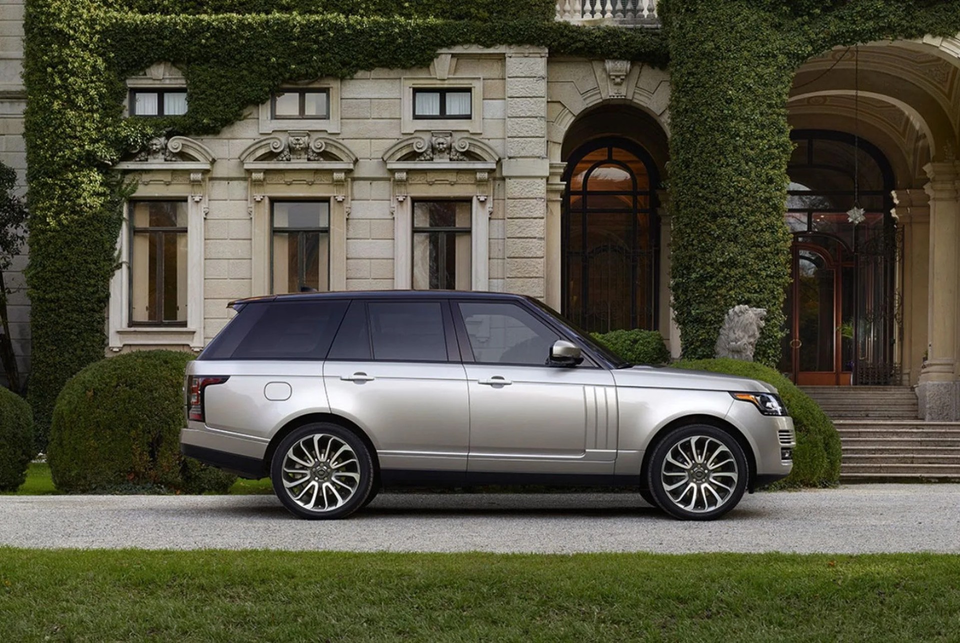 15-Best-Luxury-Cars-of-2017-for-Under-$100,000-GEAR-PATROL-landrover