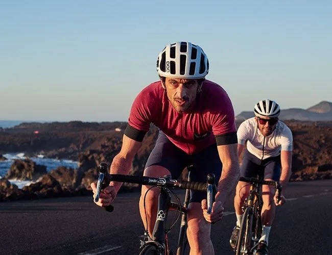 Cafe-du-Cycliste-sale-gear-patrol-full-featured