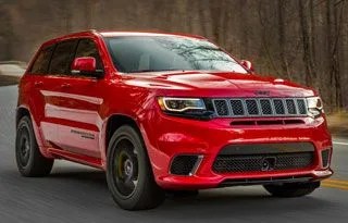 Jeep-Trackhawk-gear-patrol-sidebar