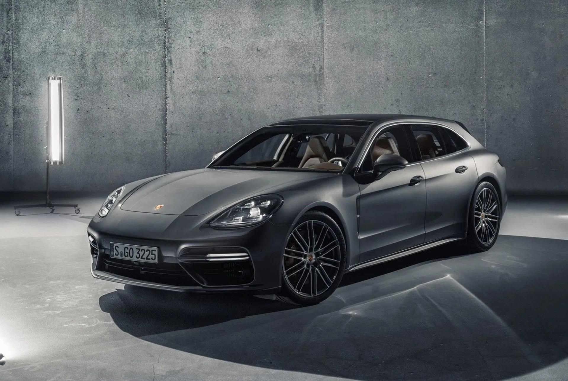 Super-Sedans-Gear-Patrol-Panamera