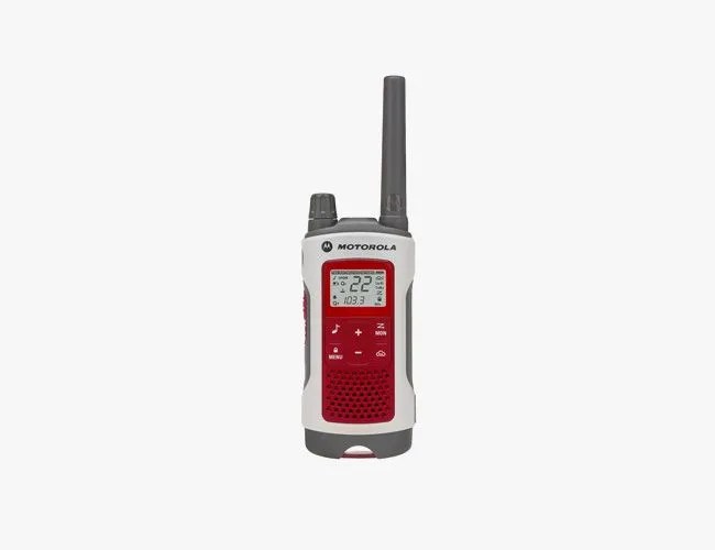 Total-Solar-Eclipse-gear-patrol-Motorola