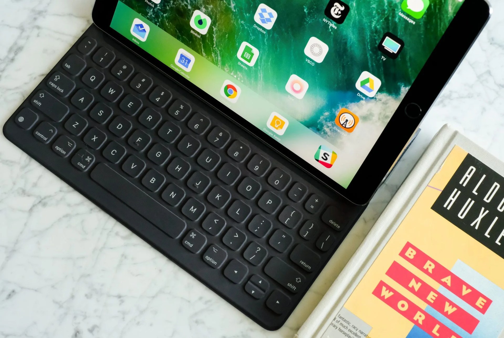 iPad-Pro-Review-Gear-Patrol-Ambiance