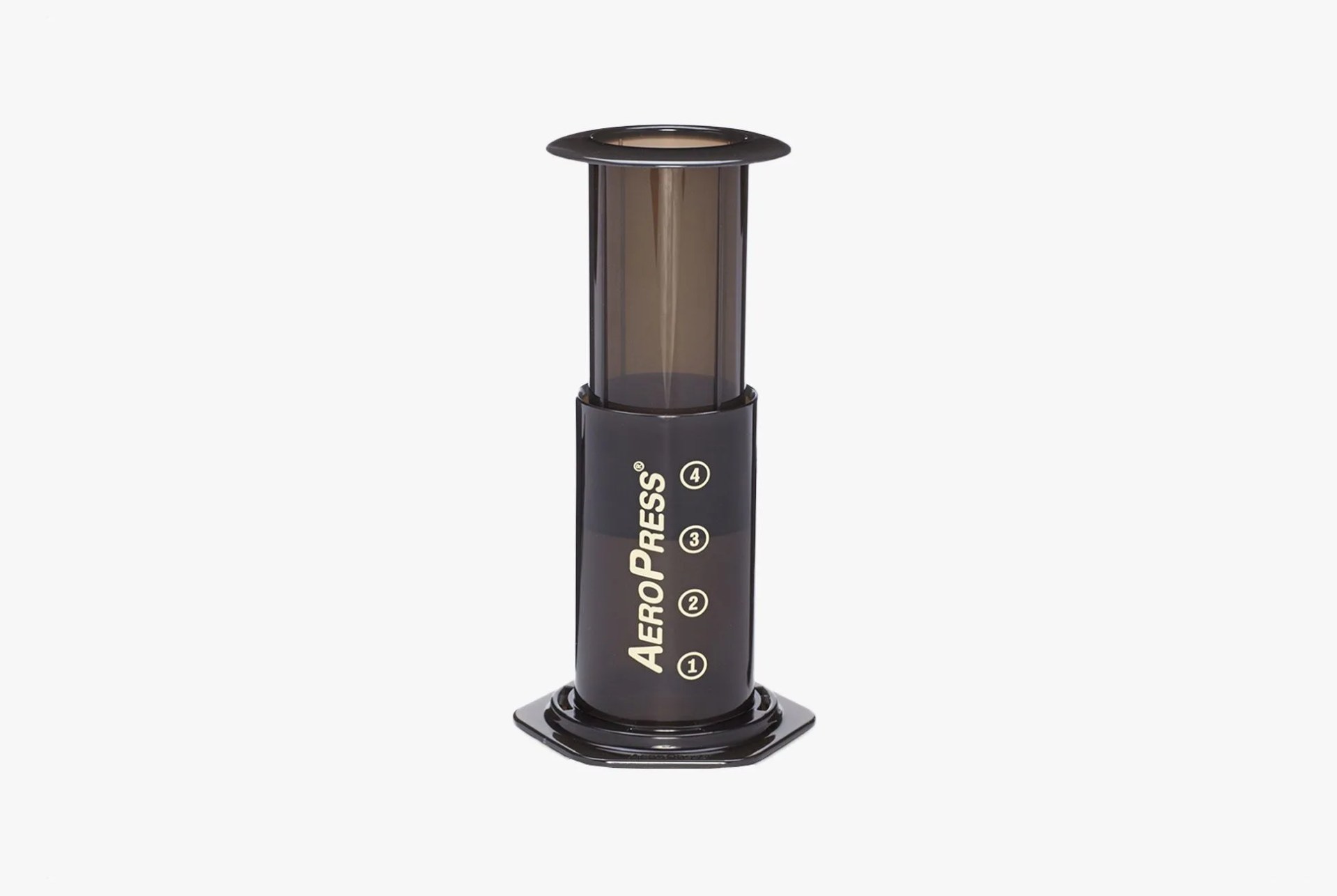DON-gear-patrol-aeropress-full-lead