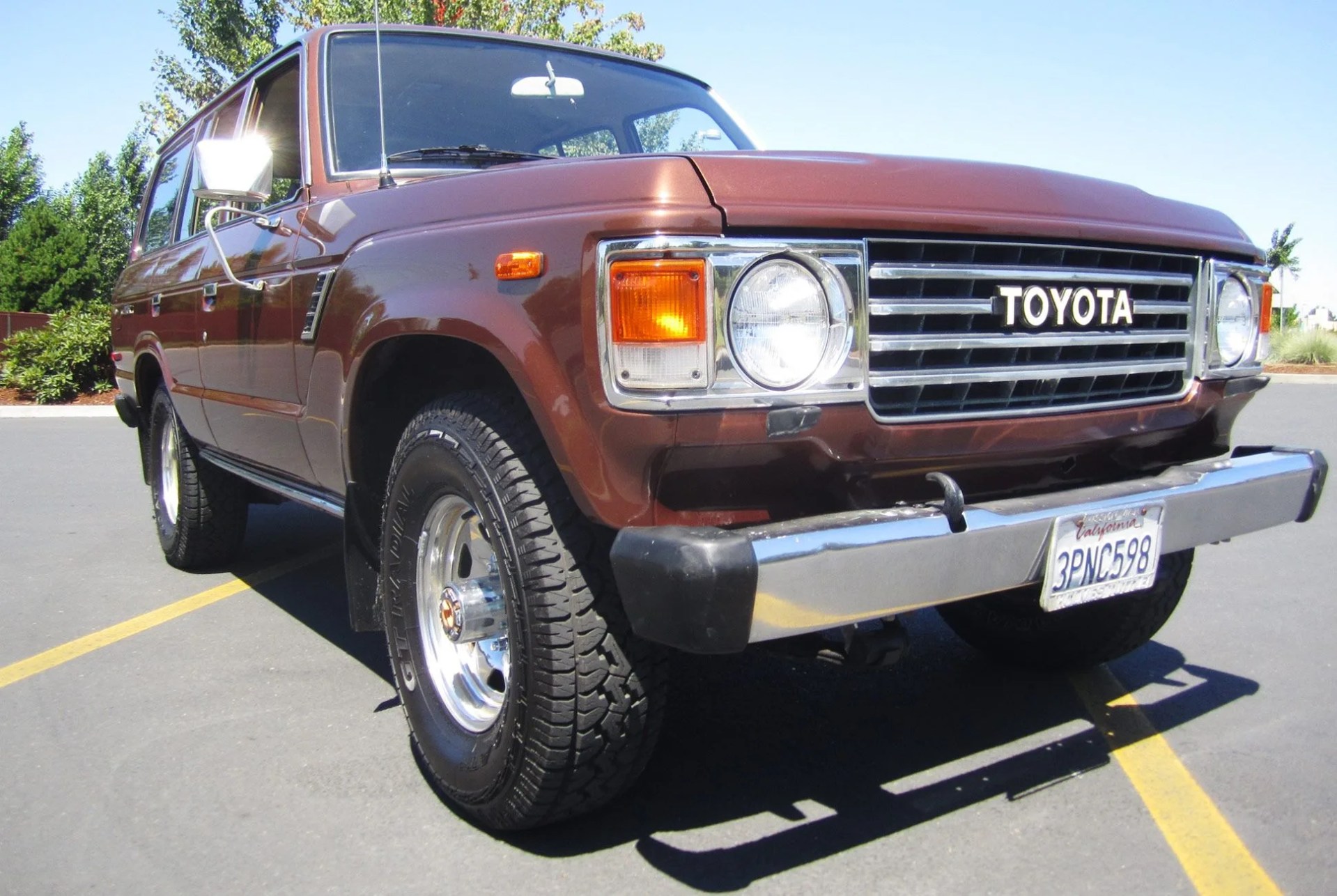 Found-4-Overlanders-gear-patrol-lead-full