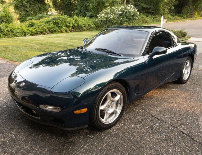 Found-4-Vintage-Japanese-Sports-Cars-gear-patrol-FD-RX7
