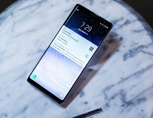 Samsung-Galaxy-Note-8-Review-Gear-Patrol-Lead-Featured