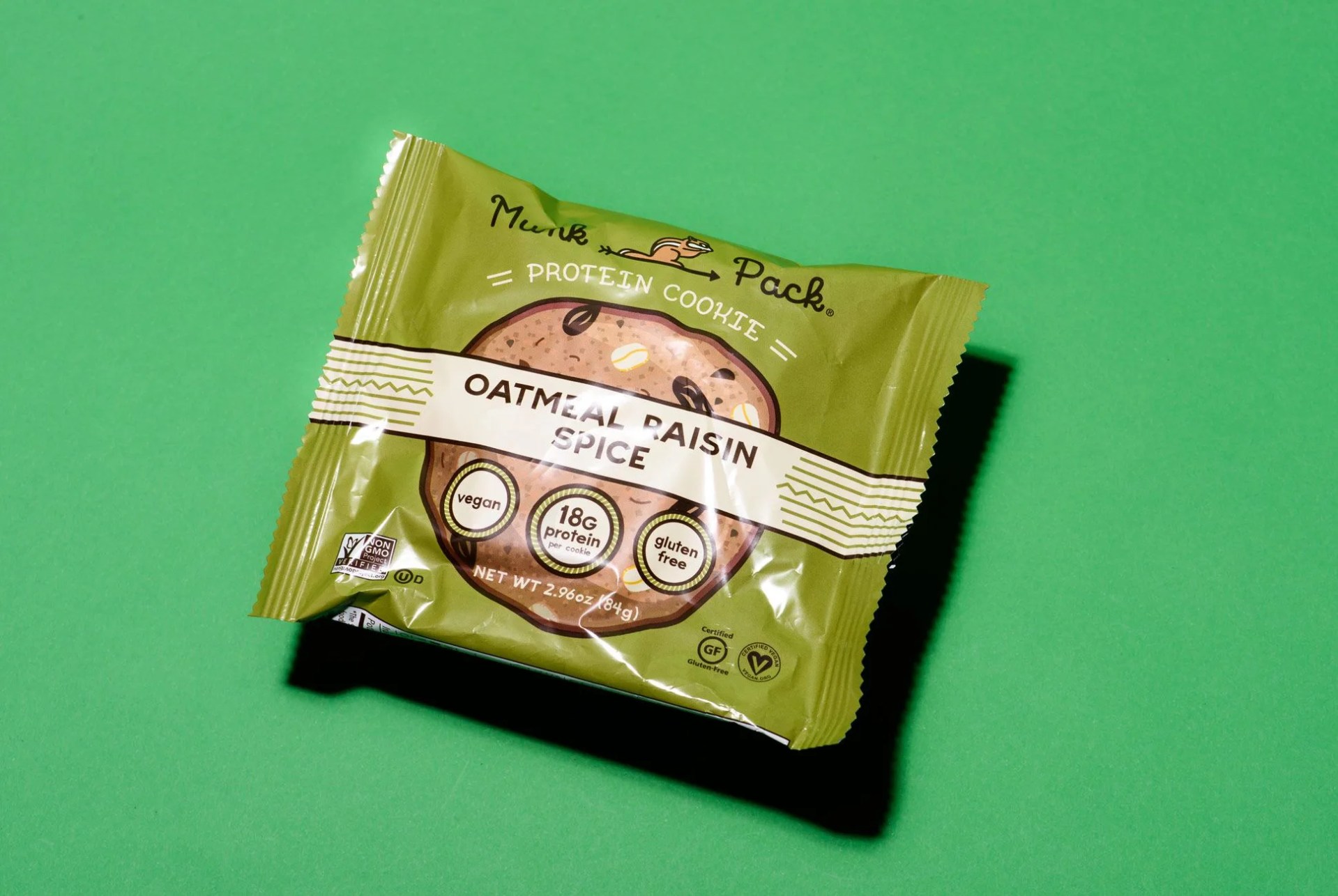 Weird-Energy-Food-Gear-Patrol-Oatmeal-Rasin