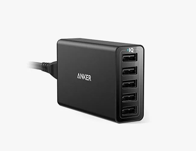DON-gear-patrol-anker-5-port-USB-Charger
