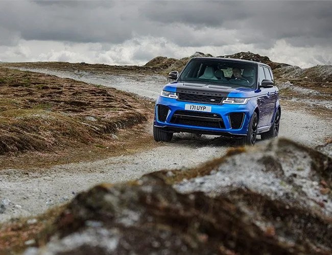 Range-Rover-SVR-gear-patrol-full-featured