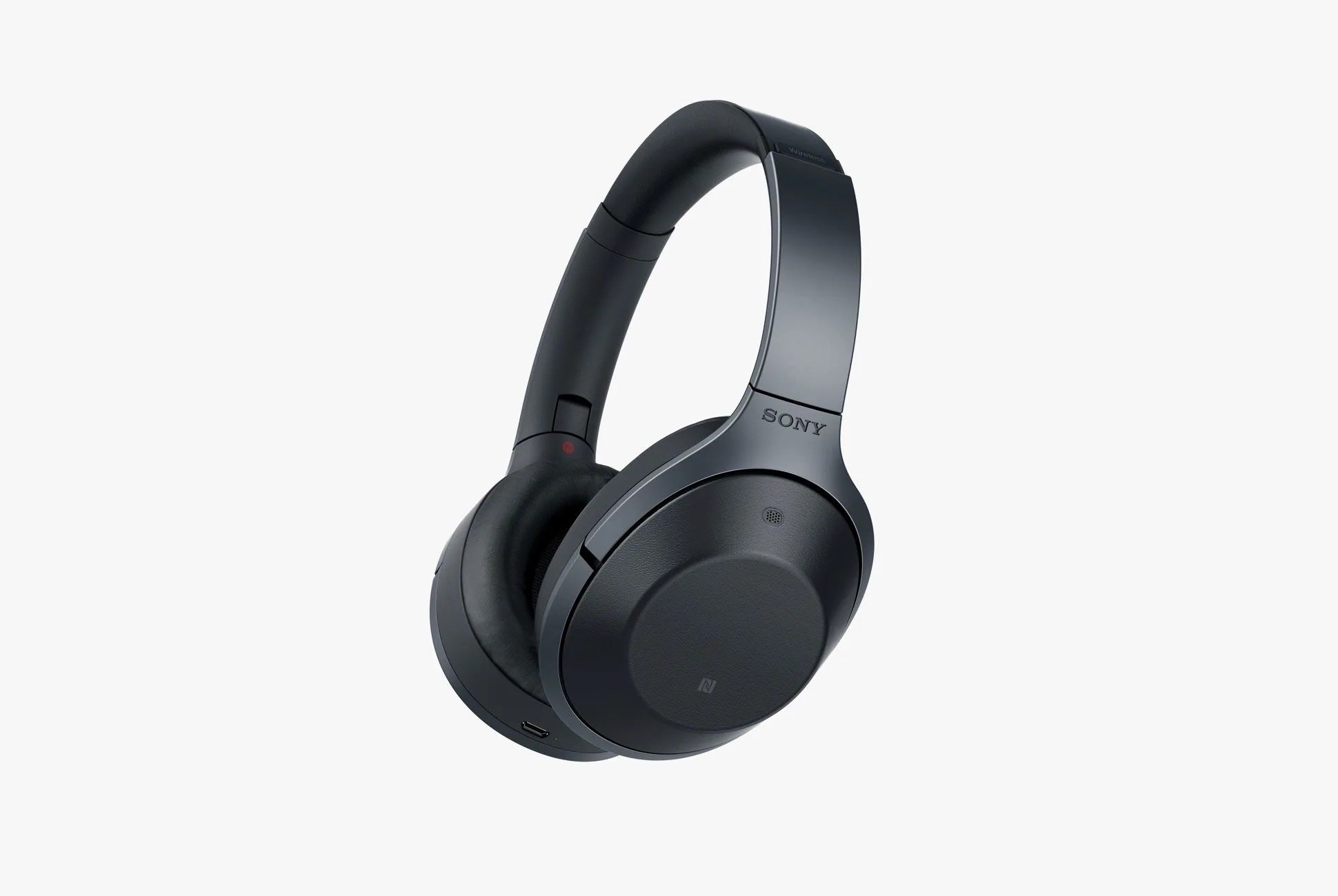 Sony-MDR-1000X-gear-patrol-full-lead